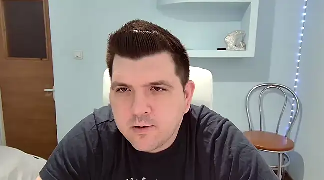 Snapshot of JasonJacks chatting on February 25, 9:42 am JasonJacks online show from February 25, 9:42 am