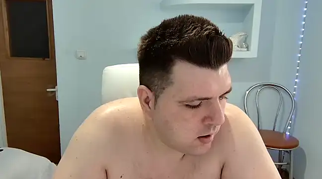 Snapshot of JasonJacks chatting on March 20, 8:53 am JasonJacks online show from March 20, 8:53 am