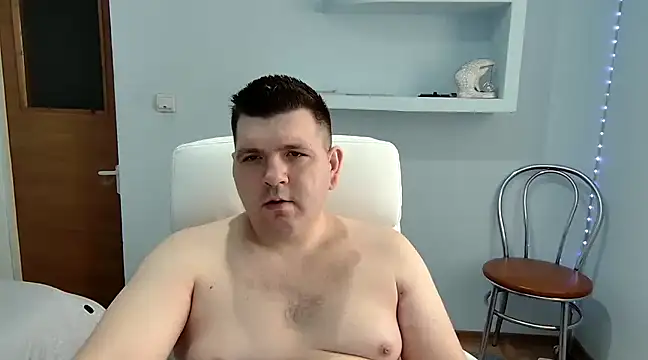 Snapshot of JasonJacks chatting on February 4, 8:56 am JasonJacks online show from February 4, 8:56 am