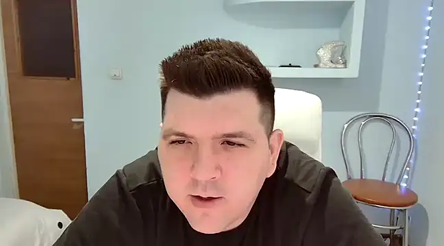 Snapshot of JasonJacks chatting on March 17, 7:46 am JasonJacks online show from March 17, 7:46 am