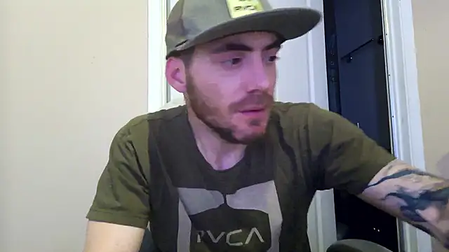 Huntzg23 online show from April 21, 5:24 am