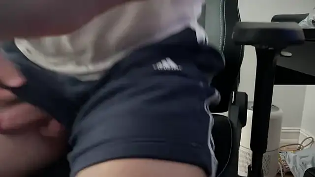 MrHookyouUp online show from January 5, 7:17 pm