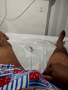 lucasquirao1234 online show from October 4, 9:25 am