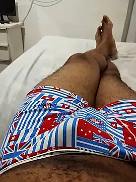 lucasquirao1234 online show from September 29, 3:41 pm