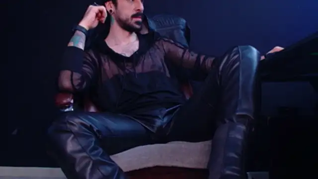 AxelColton online show from October 23, 10:29 am