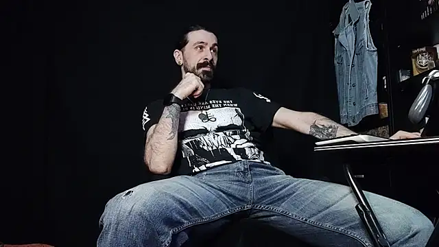 AxelColton online show from March 10, 7:09 pm