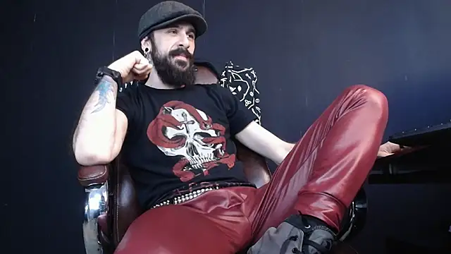 AxelColton online show from March 7, 5:40 am