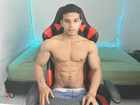 oliver thompsson7 online show from February 16, 11:58 pm