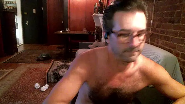 Snapshot of Johnny_Bottoms chatting on October 15, 10:50 pm Johnny Bottoms online show from October 15, 10:50 pm