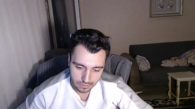 handsomeee04 online show from September 30, 1:01 am