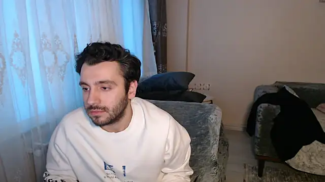 handsomeee04 online show from April 21, 3:23 am