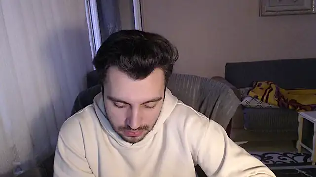 handsomeee04 online show from October 19, 3:26 pm