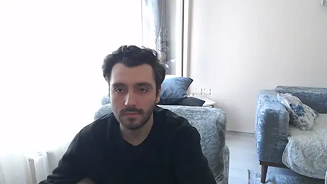 handsomeee04 online show from April 20, 12:19 pm