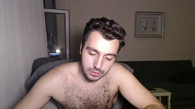 handsomeee04 online show from September 9, 11:47 pm