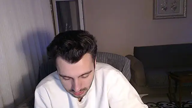 handsomeee04 online show from October 10, 10:01 pm