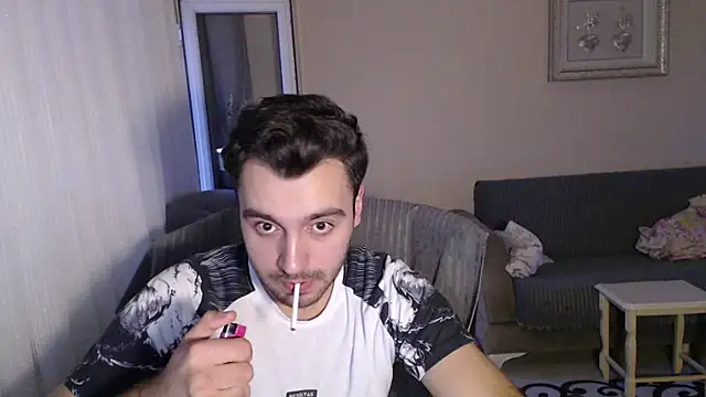 handsomeee04 online show from October 7, 3:49 pm