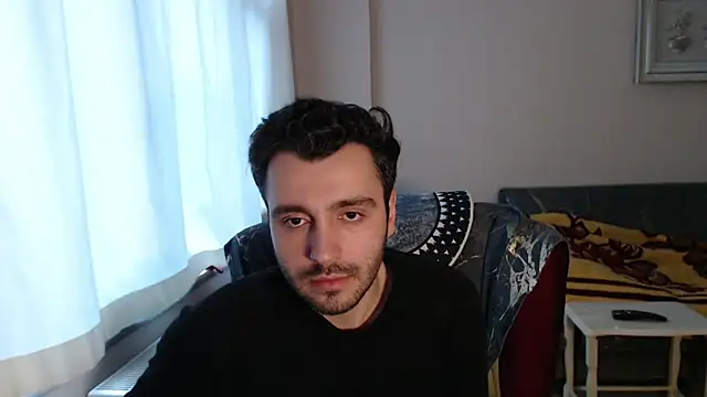 handsomeee04 online show from February 10, 2:44 pm