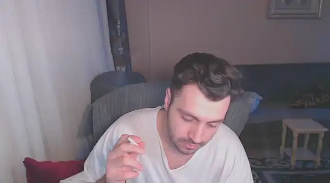 handsomeee04 online show from March 9, 9:14 pm