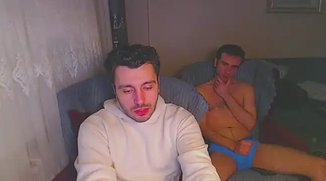 handsomeee04 online show from January 14, 2:50 am