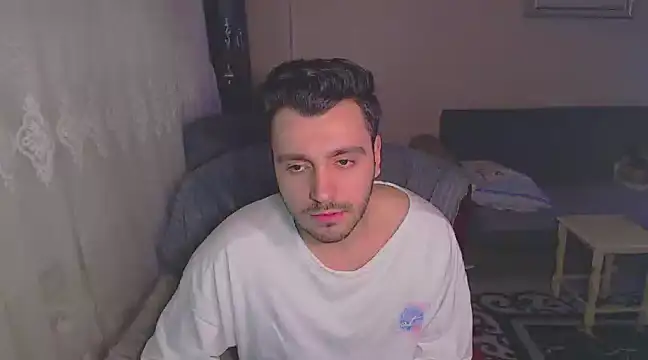 handsomeee04 online show from February 2, 9:45 pm