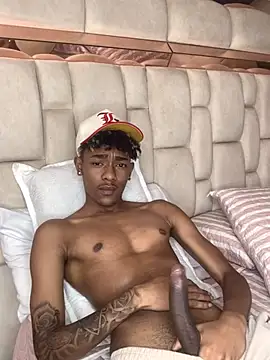 Snapshot of Boy_cock18 chatting on February 8, 5:50 pm Boy cock18 online show from February 8, 5:50 pm