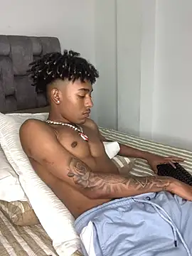Snapshot of Boy_cock18 chatting on February 26, 2:37 am Boy cock18 online show from February 26, 2:37 am
