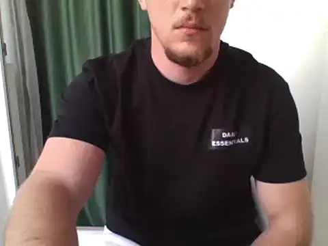 couplehot992 online show from March 12, 2:12 pm