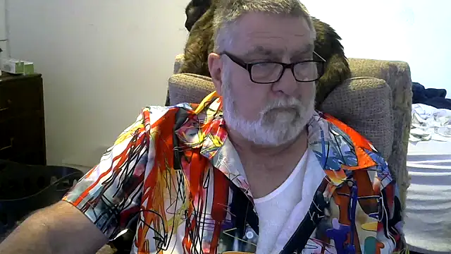 viejo oso online show from October 25, 4:42 pm