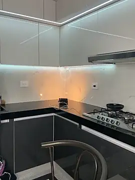 Maxi little online show from September 12, 12:21 am