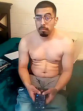 k1oudE online show from March 19, 4:36 am