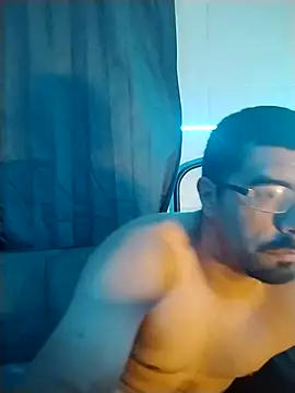 k1oudE online show from April 18, 1:23 pm