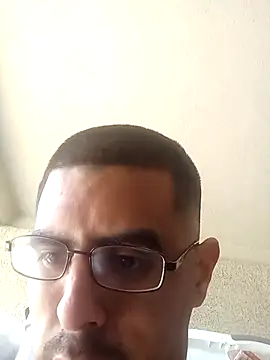 k1oudE online show from March 12, 6:55 pm