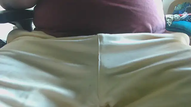 calypsohot online show from May 27, 12:13 pm