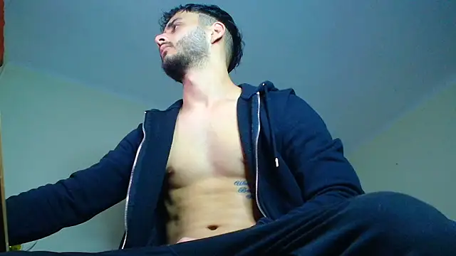 Snapshot of XanderCage99 chatting on January 31, 5:30 am XanderCage99 online show from January 31, 5:30 am