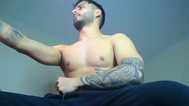 Snapshot of XanderCage99 chatting on January 31, 3:33 pm XanderCage99 online show from January 31, 3:33 pm