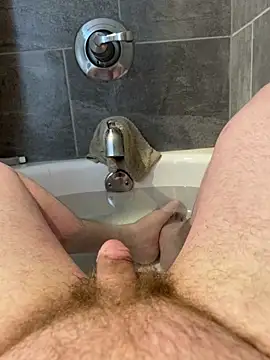 Snapshot of Ucsamiam chatting on December 21, 7:56 am Ucsamiam online show from December 21, 7:56 am