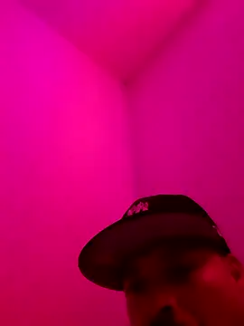 VDorseJHill6 online show from March 9, 7:24 am