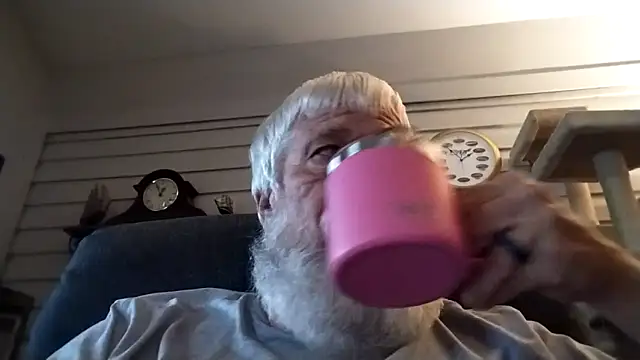 Buzzintx online show from April 22, 6:56 pm