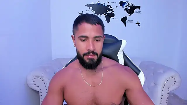 Snapshot of Santiago_huntt chatting on September 16, 9:26 pm Santiago huntt online show from September 16, 9:26 pm
