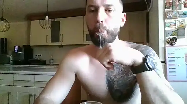 Snapshot of realdilf chatting on March 15, 7:09 am realdilf online show from March 15, 7:09 am