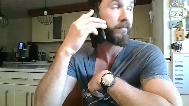 Snapshot of realdilf chatting on September 25, 7:07 am realdilf online show from September 25, 7:07 am