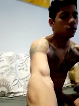 Mikeherz777 online show from January 8, 9:32 am