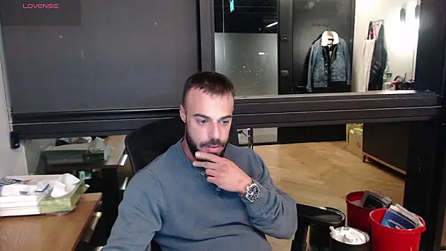 todddantes25 online show from March 21, 10:06 pm