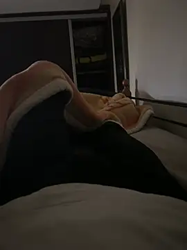 medami online show from January 10, 7:00 pm