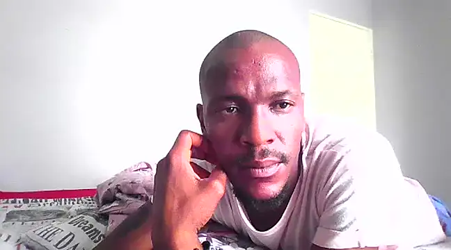 Snapshot of 1NakedTruth chatting on February 4, 8:24 am 1NakedTruth online show from February 4, 8:24 am