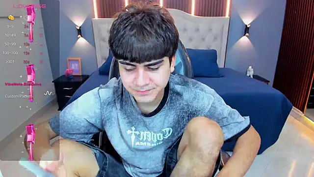 Tommy18   online show from July 23, 3:26 am