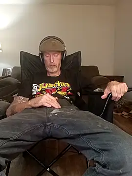 filthymind619 online show from December 5, 3:35 am