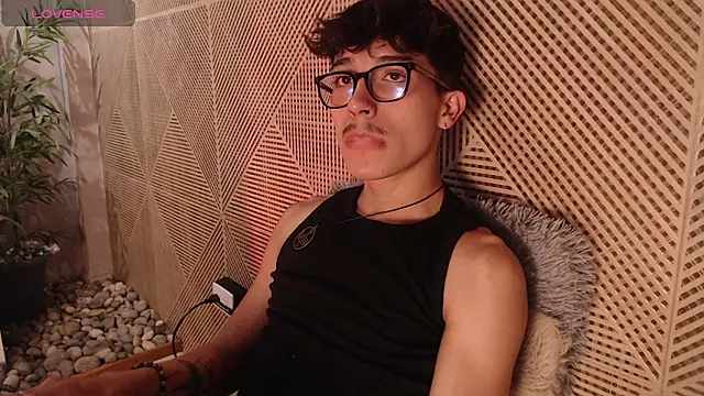 tim  fox online show from December 5, 12:23 pm