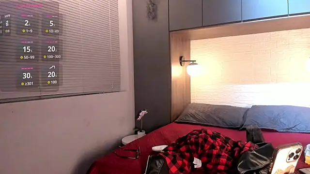 tim  fox online show from November 26, 11:35 am