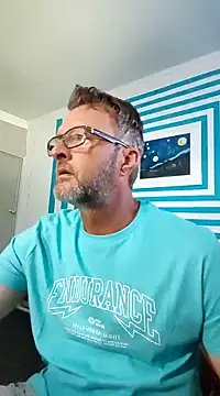 Snapshot of itsmeyes69 chatting on February 4, 8:35 am itsmeyes69 online show from February 4, 8:35 am